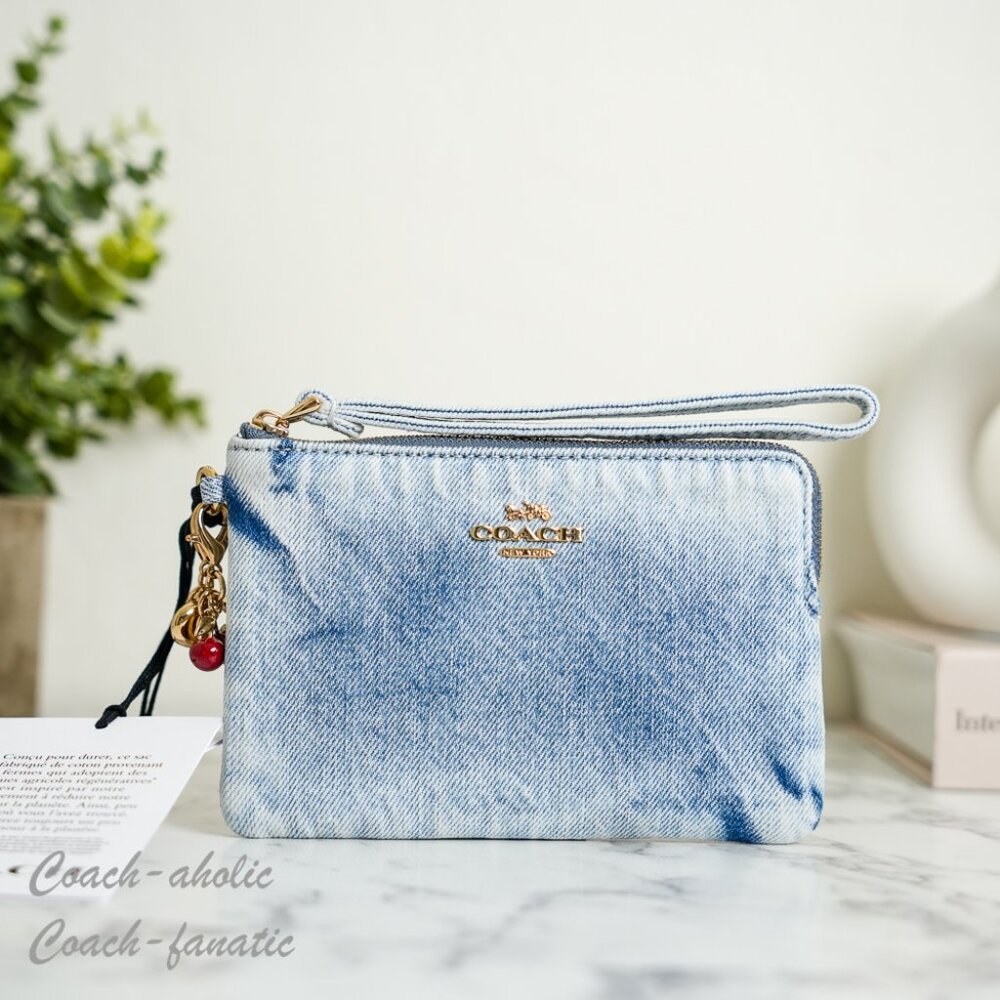 Coach CEF82 Corner Zip Wristlet Loved Denim With Charms Gold/Light Indigo NWT